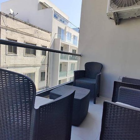 Brand New 3 Bedroom Apartment Close To The Sea Gzira Exterior foto