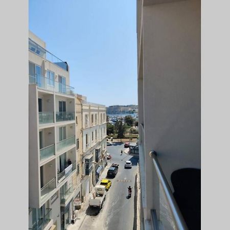 Brand New 3 Bedroom Apartment Close To The Sea Gzira Exterior foto